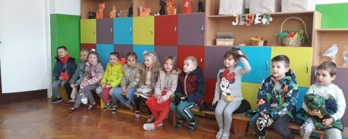 SŁONECZKA Z WIZYTĄ W SZKOLE PODSTAWOWEJ W WIDZOWIE