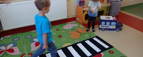 3,4-latki poznają zasady ruchu drogowego 