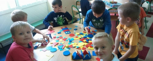 Zabawy w kącikach zainteresowań